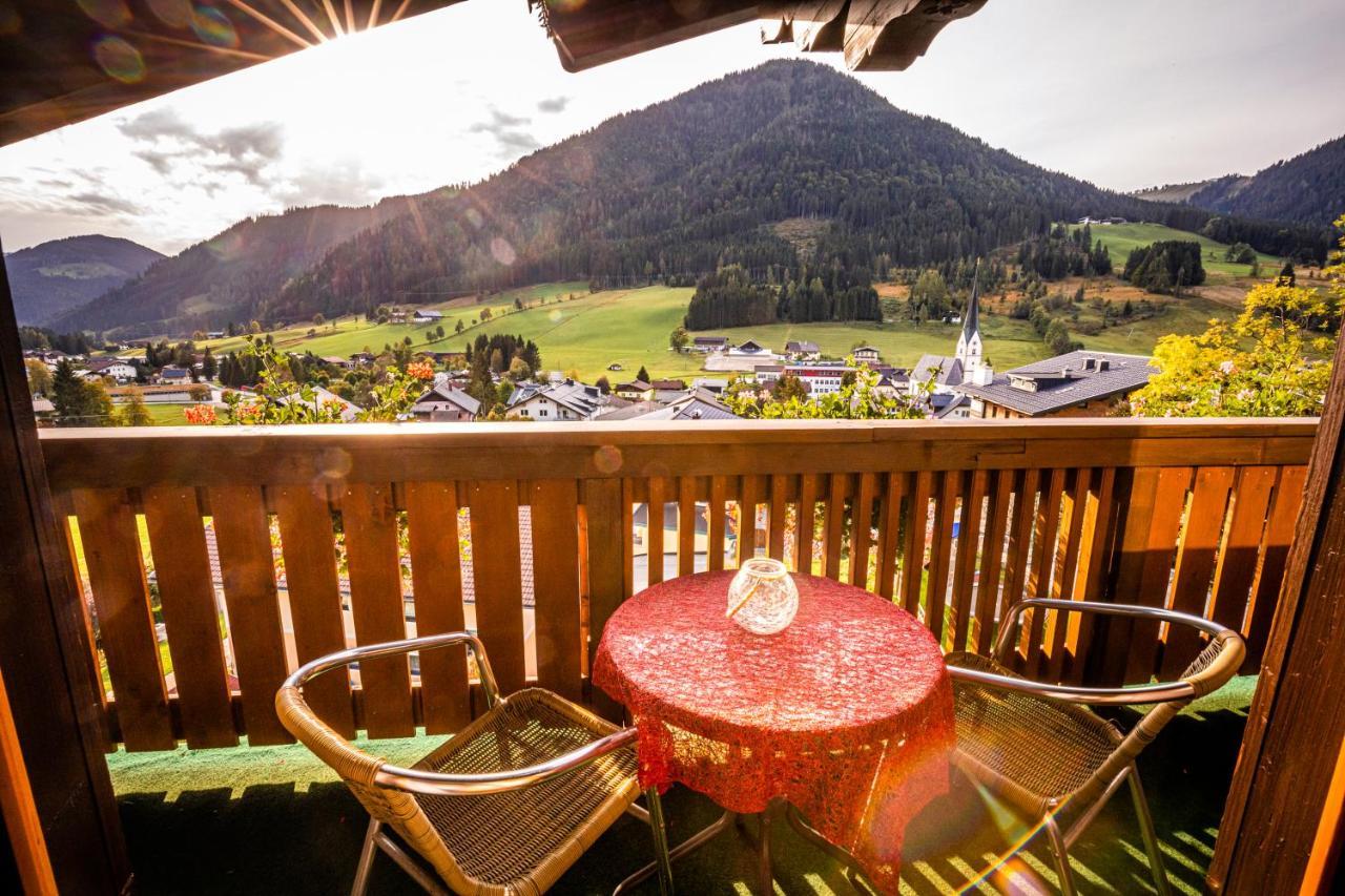 Haus Farmer Sankt Martin am Tennengebirge Exterior photo